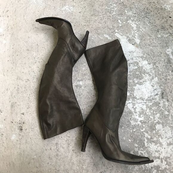 Vintage Sarkany Boots   - Picture 2 of 6